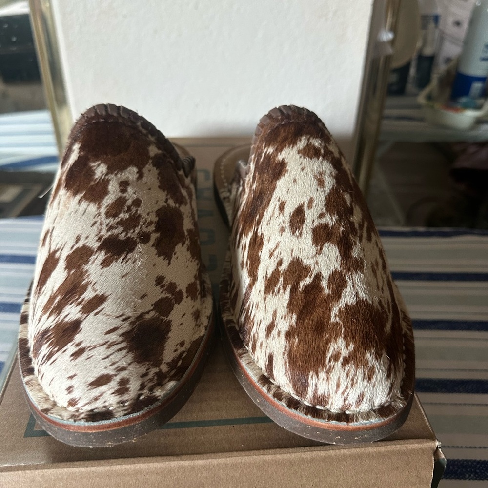 Tecovas Cowhide Patterned Loafers